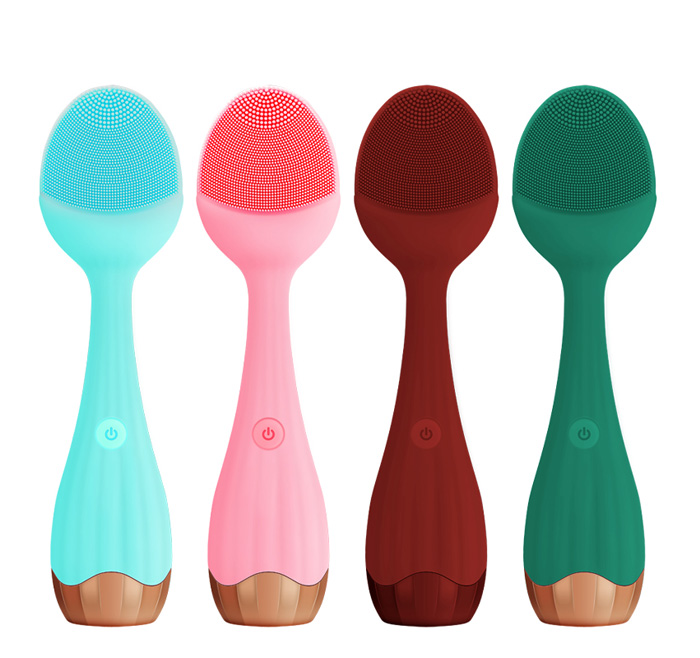 2020 New Arrival Portable Waterproof Silicone Facial Cleansing Brush Electric Face Massager Anti-aging