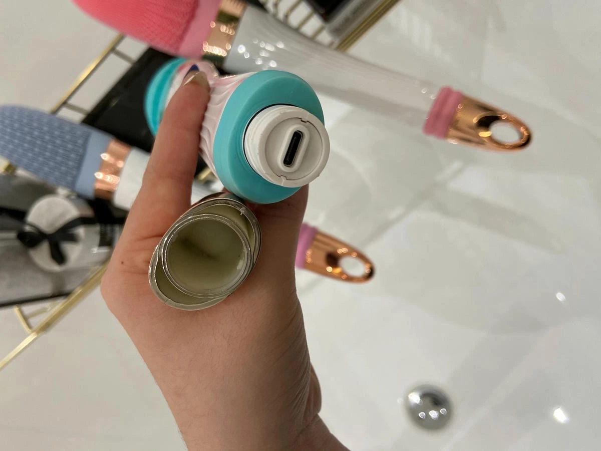 Motorized Shower Scrubber Best Power Scrubber For Bathroom Electric Brush For Cleaning Bathroom Tiles